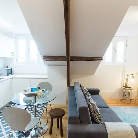 Apartment Loft Da Se By Hosts Porto